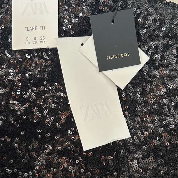 Elegant Black Sequin Pants - Picture 11 of 11